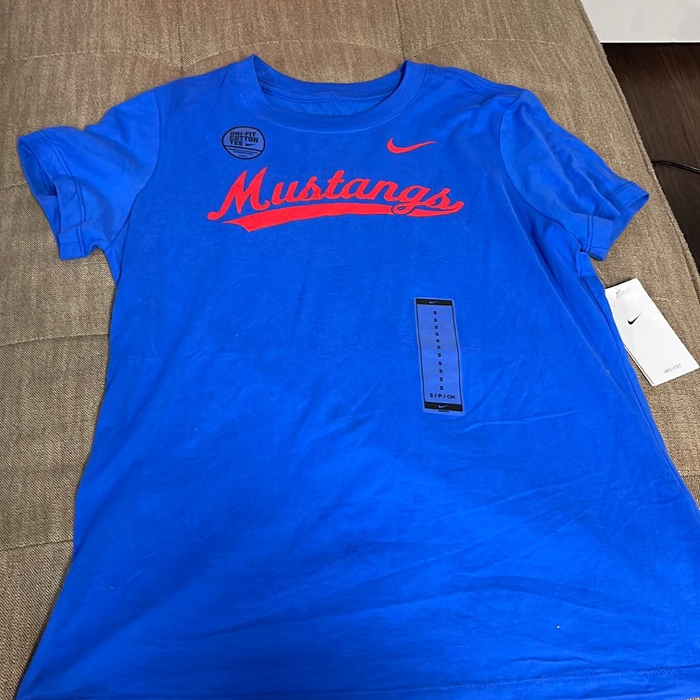 Nike collegiate dri-fit t-shirt
